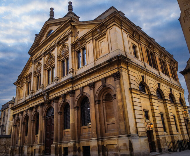Oxford-building-summer-evening