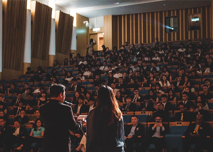 awards-ceremony.