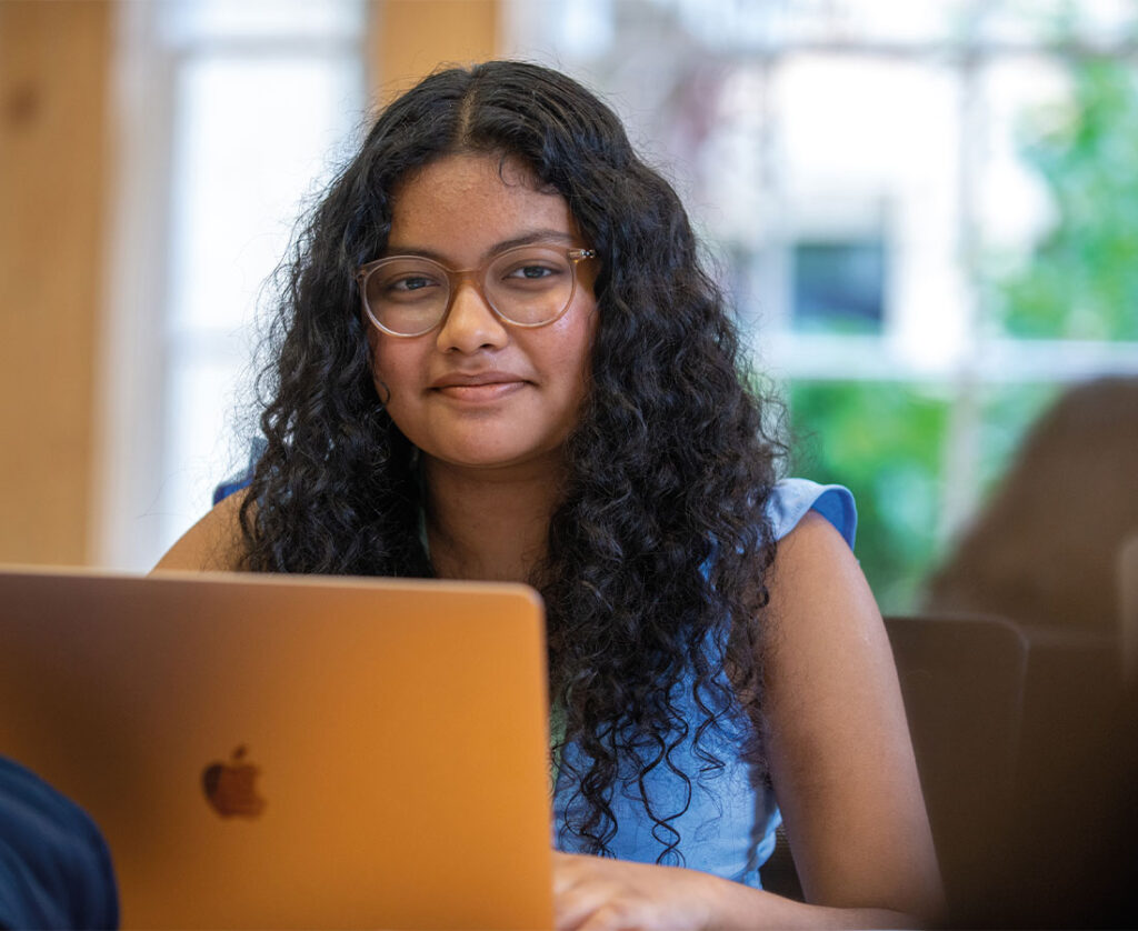 sbc-student-using-laptop