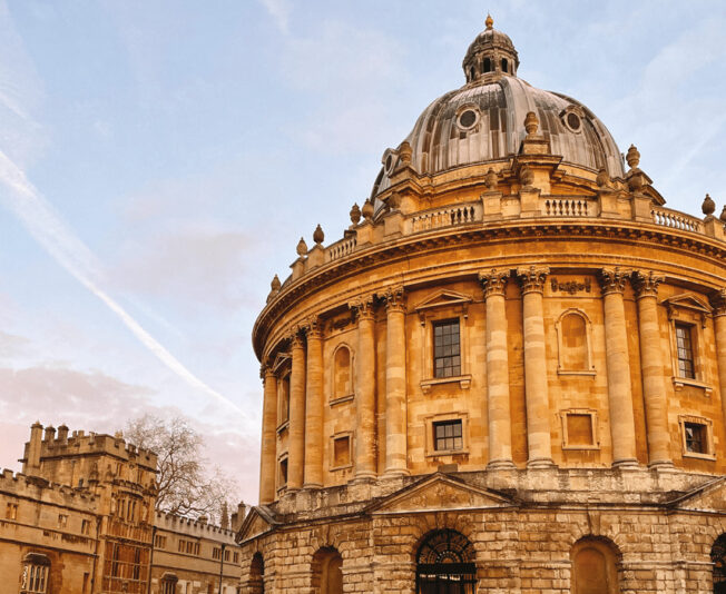 famous-oxford-building-radcliffe