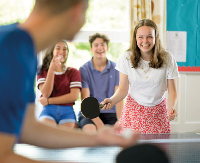 Earlscliffe-students-smiling-playing-table-tennis-UK