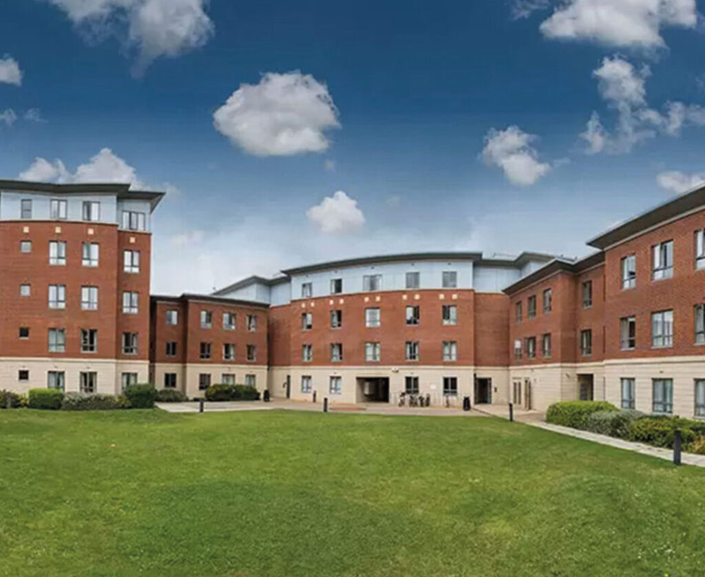 Dukes Cambridge Summer School Campuses Summer Boarding Courses