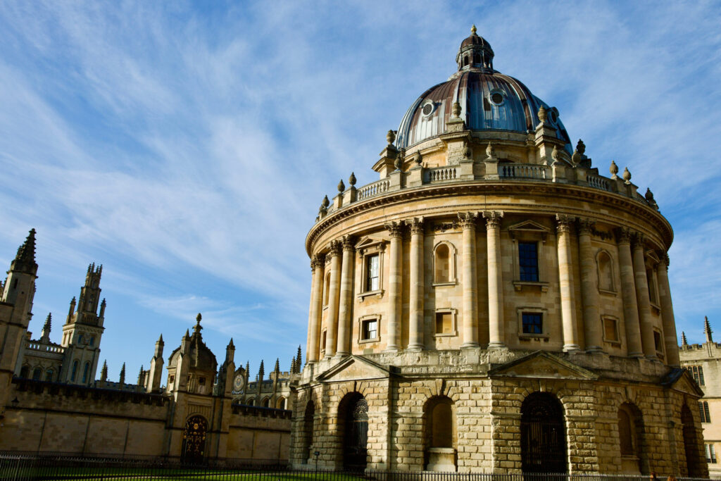 Oxford Radcliffe, Oxford college, Oxford summer school